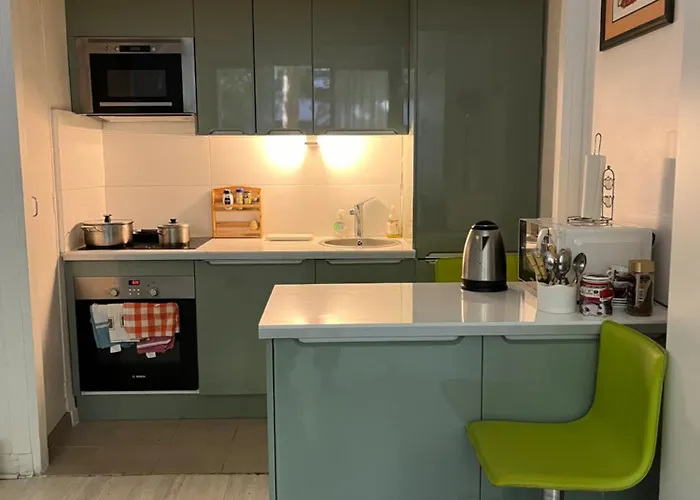 Small Cosy In Apartment *