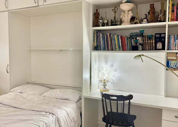 Small Cosy In *